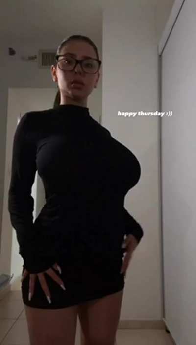 Even with bad lighting she can&rsquo;t hide her massive tits