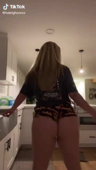 Juicy Big Ass 💦