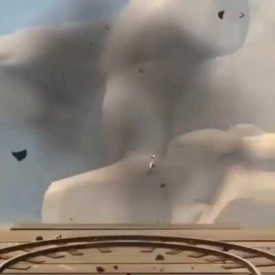 big black cyclops demolishes anime girl
