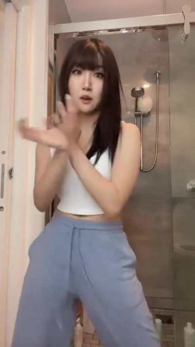 Best waifu supremacy