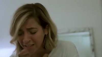 Gabbie Hanna tries to rap