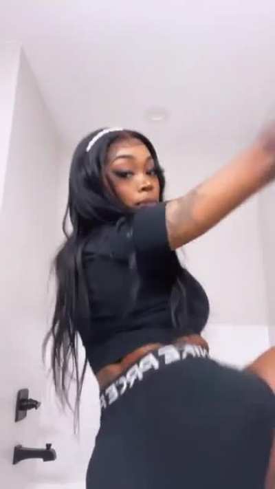💣