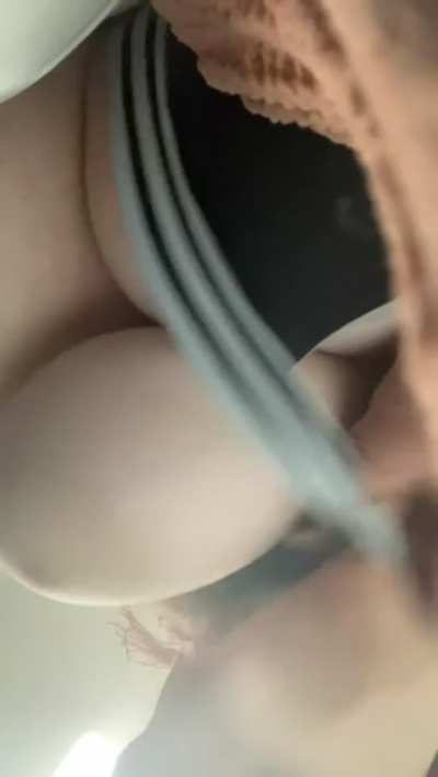You're going to love my big titty drop 🥵