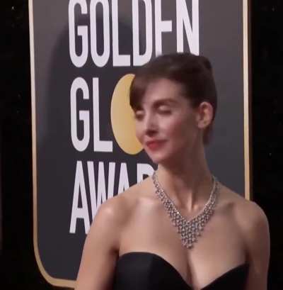 Alison brie