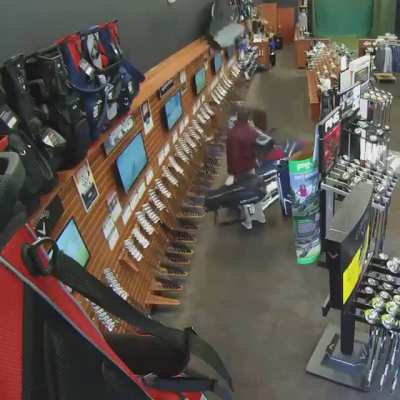 WCGW not using a ladder.