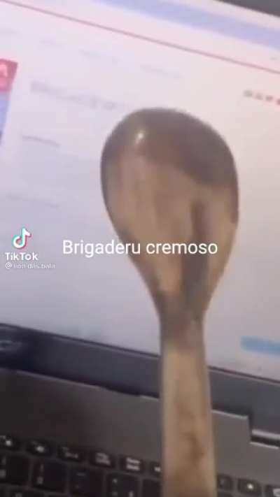 Brigadeiro cremoso confia kkkk