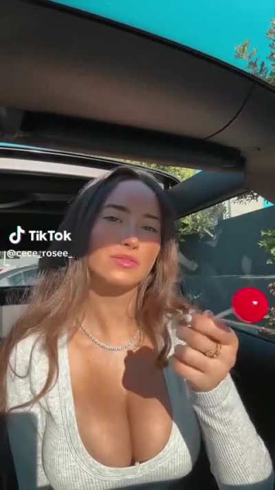 @cece_rosee_