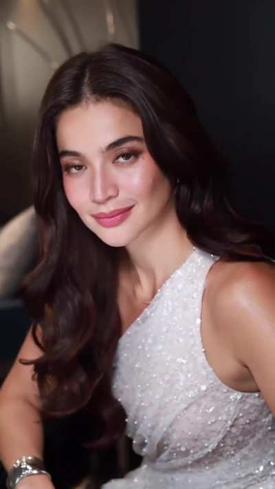 Anne Curtis
