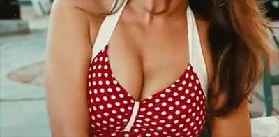 Kelly Brook is the best thing about Piranha 3D