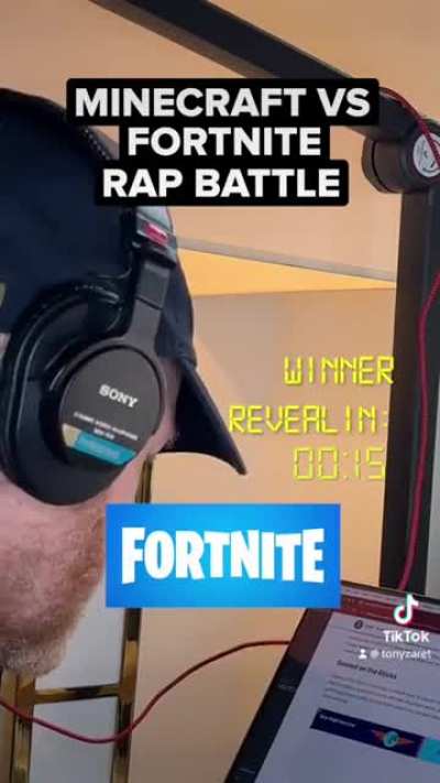 This rap battle is damn: Minecraft vs Fortnite 