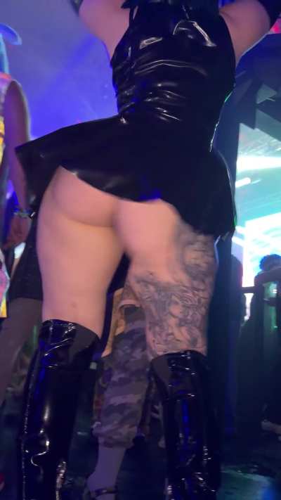 I hope you&rsquo;re okay with this view all night shaking my ass in latex
