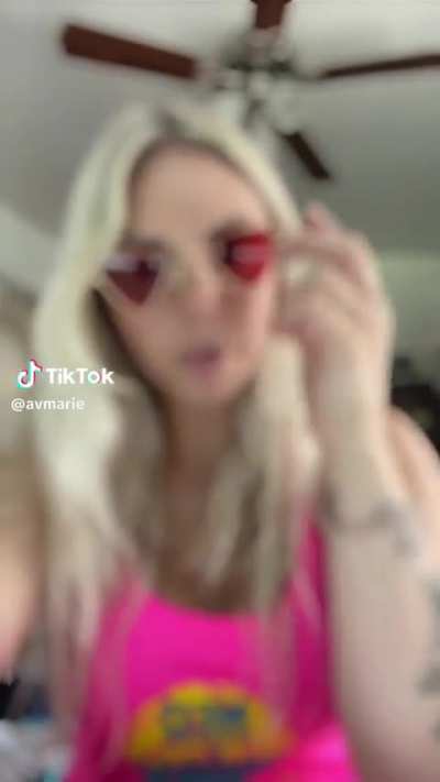 @avmarie
