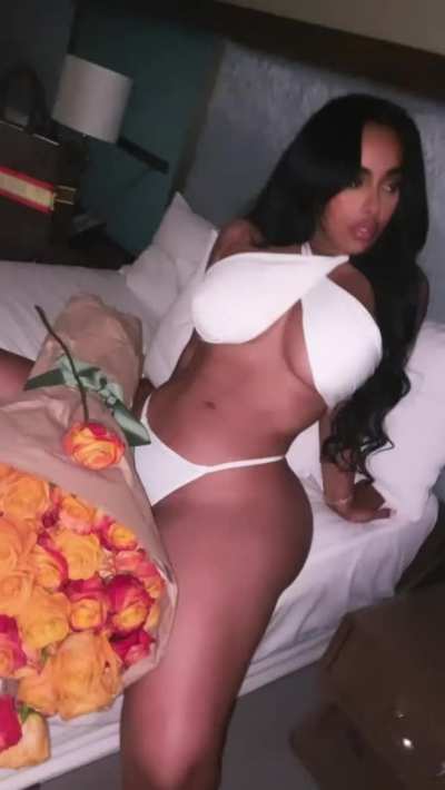 Ayisha Diaz @ayieshadiaz0