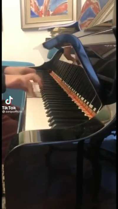 how to hurt yourself by playing a piano