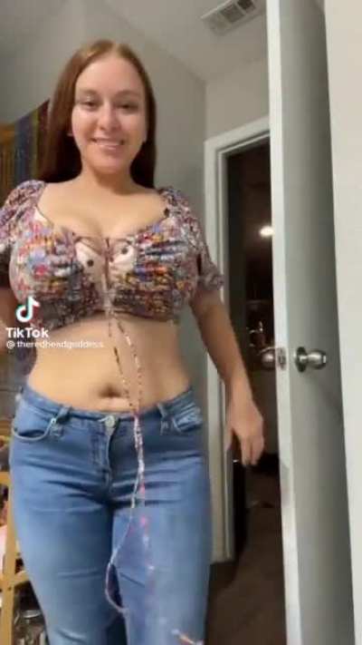 theredheadgoddess Part 2 (2022, Q Cups, 130 lbs)
