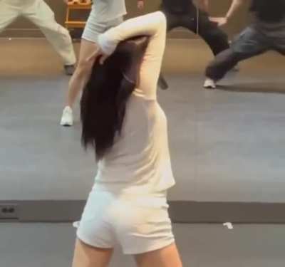 Kwon Eunbi