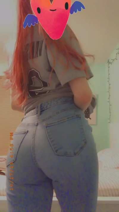 if you guys want i can take my pants off