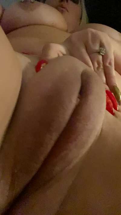 Mommy has something for that morning wood! Cum feed it to me!