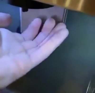 Friend Dispenser
