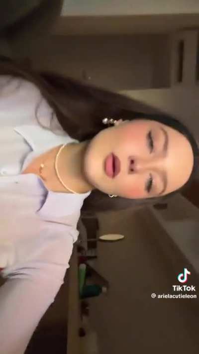 arielacutieleon