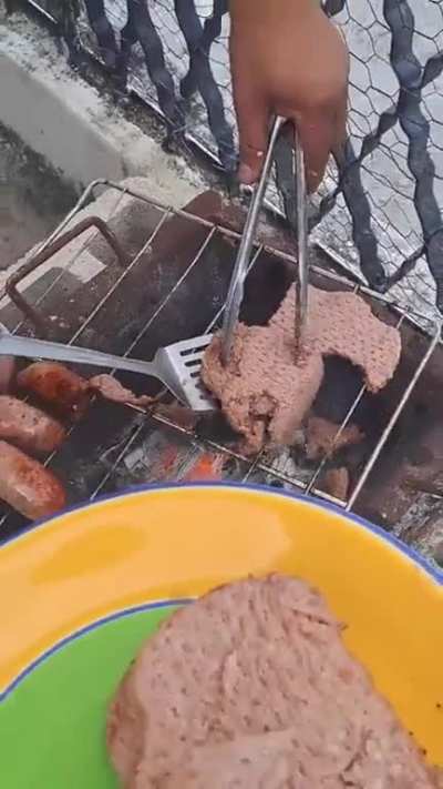 To do a BBQ