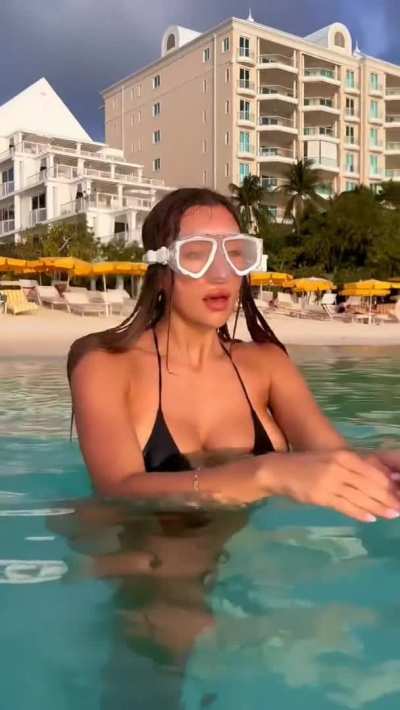 Black bikini