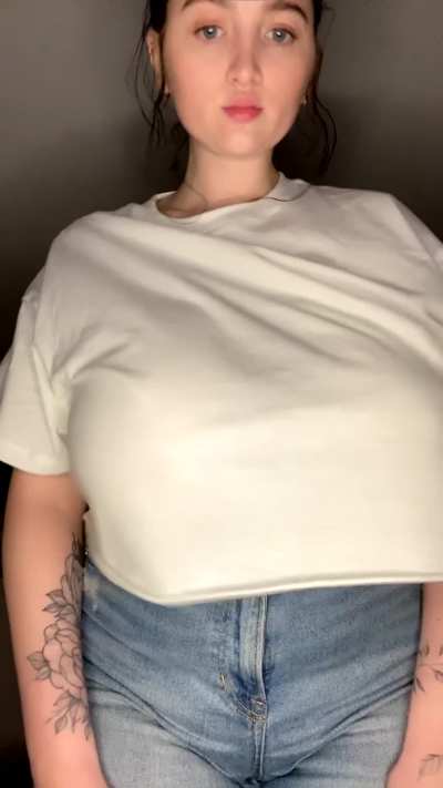 I hope redditors are into tall girls with big boobs