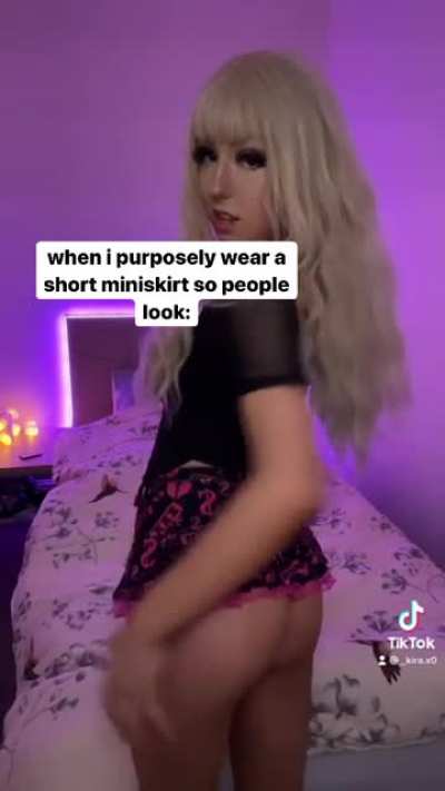 me? asking for attention on tiktok? neverrrrrr