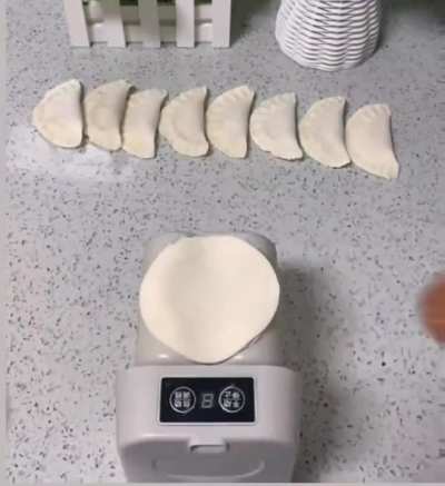 Pierogi maker
