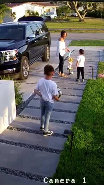 She Immediately Went Back In The House And Broke Every Piece Of &ldquo;Live Laugh Love&rdquo; Decor She Owned [Crosspost from r/caughtoncamera]