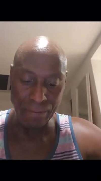 Zavala Voice Actor Lance Reddick Reads Hilarious Fan Request