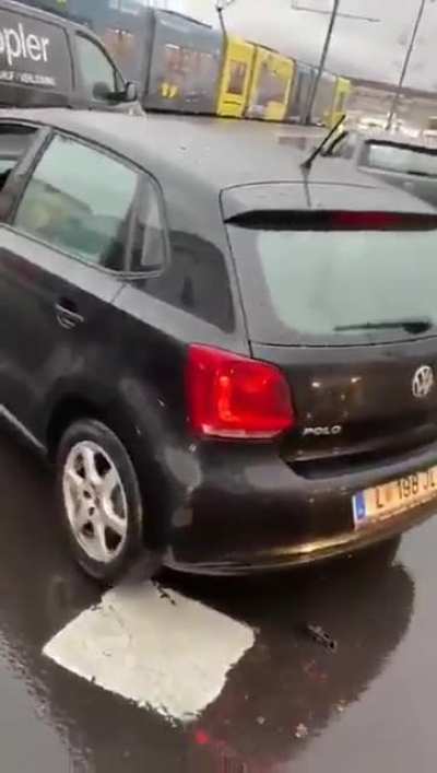 Ну нахер, я сваливаю!