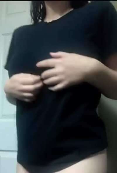 my back pain doesn&rsquo;t love my heavy, big, perky tits but I hope you&rsquo;ll love them ;) [OC]