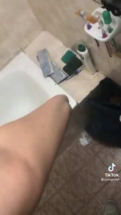 🤨
