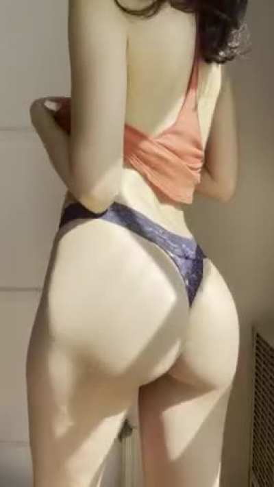 Do you like my little body?