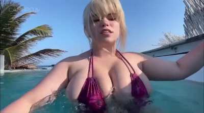Sabrina Banks uses her big tits to homewreck pt2