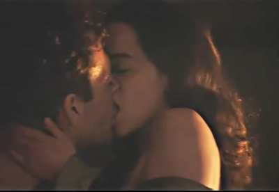 Tongue kiss