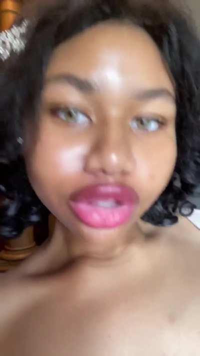 Big pretty lips