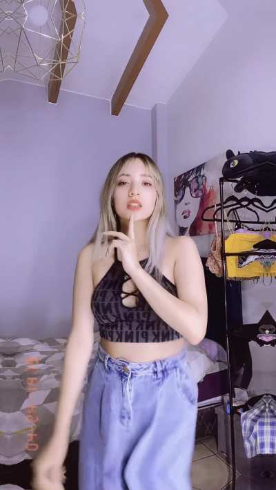 xira always cute