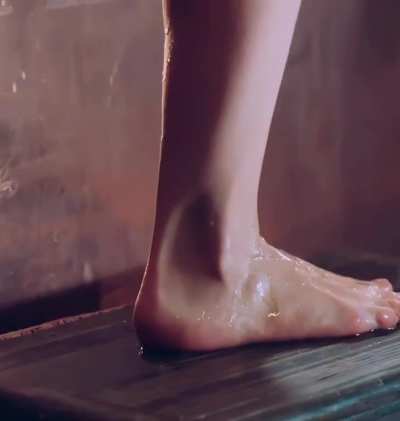 The Amount Of Times I&rsquo;ve Drained My Nuts To Emilia Clarke Is Unholy