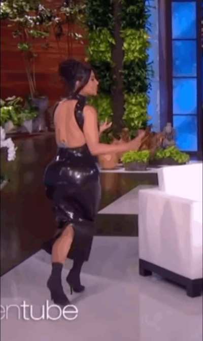 Love to watch her leave