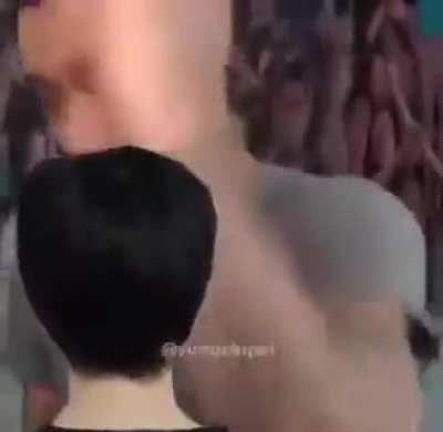 😲😯