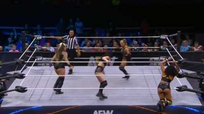 Oh Saraya, look at you leaving poor Harley high &amp;amp; dry to be destroyed by Jamie Hayter!