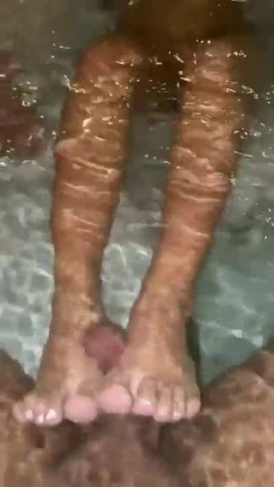Sit back and relax [mf]