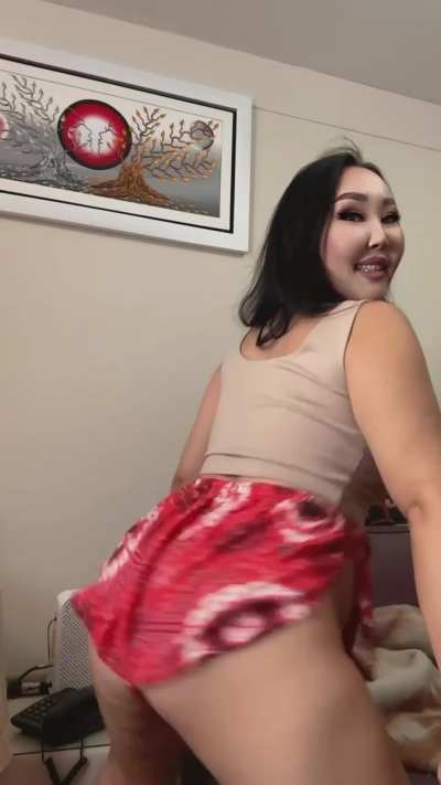 Ps5 or my ass in your face?
