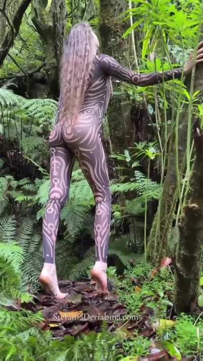 Forest nymph Stefania Deriabina 🧛🏻&zwj;♀️ Black magic woman