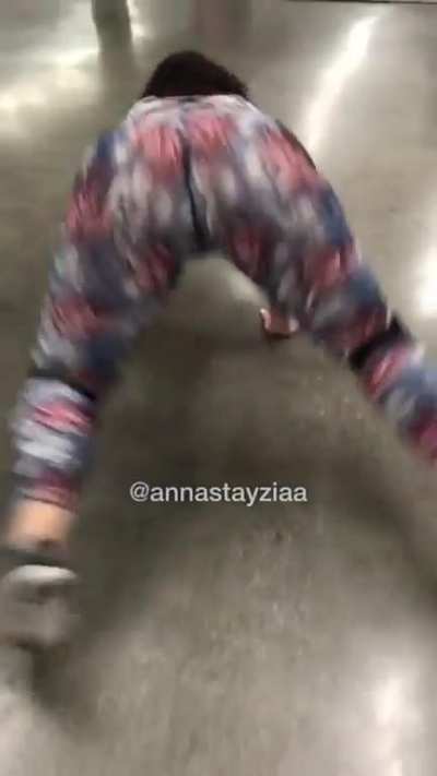 Annastayziaa