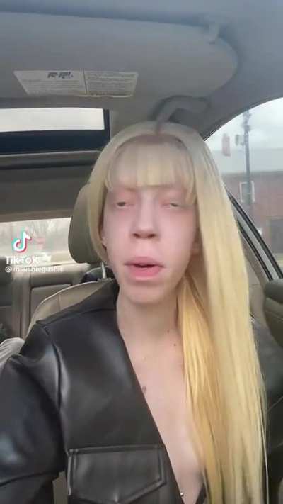 🥴