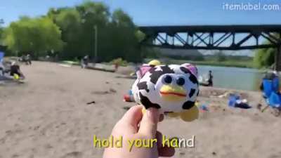 Peepy&rsquo;s theme from itemlabel, don&rsquo;t you just want to buy one after that
