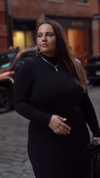 👀